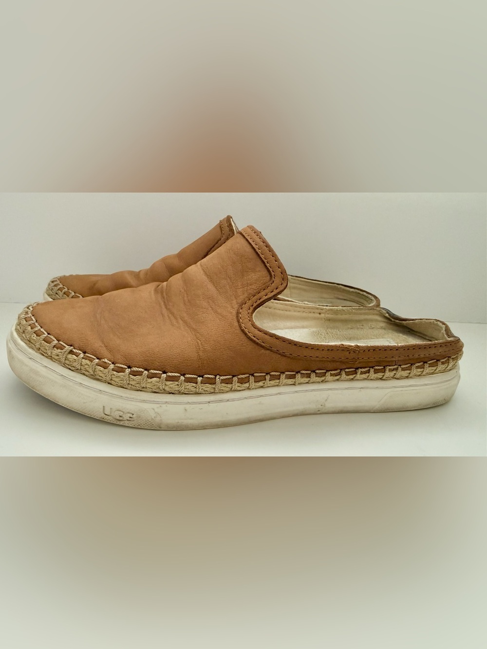 UGG Caleel flat Slip-On Espadrille Mule Size 6.5 - Picture 5 of 9